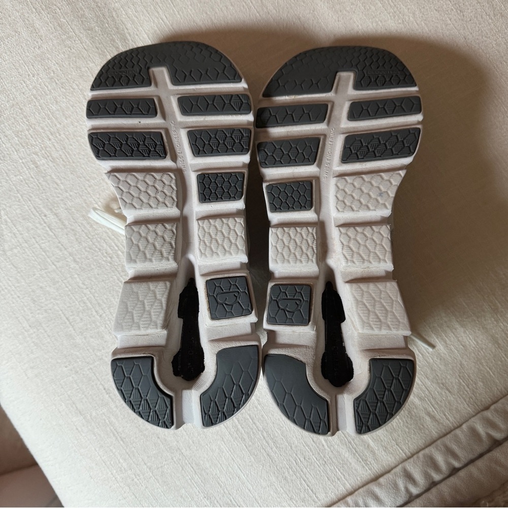 Cloudrunner On Running - Picture 10 of 11